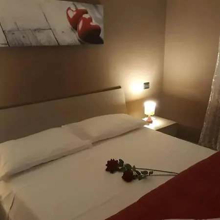 מלון דירות 3 Camera Con Cucina Vicino Centro Citta Ampio Parcheggio *