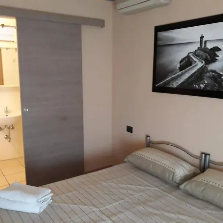 מלון דירות 3 Camera Con Cucina Vicino Centro Citta Ampio Parcheggio